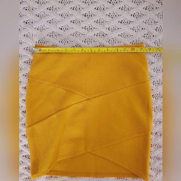 Mustard Knit Ribbed Hi-low Mini Skirt- S- NWOT - Picture 10 of 12